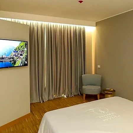 Vlora Priam, Affiliated By Melia Ξενοδοχείο 4*